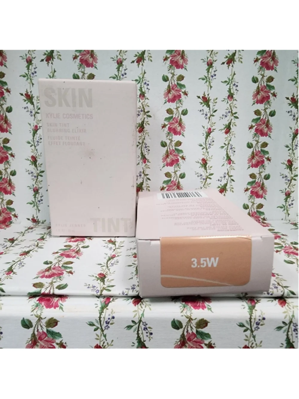 Kylie Skin Tint Blushing Elixir 3